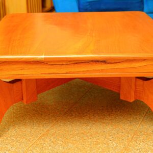 Elegant Centerpiece Table