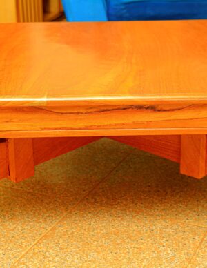 Elegant Centerpiece Table